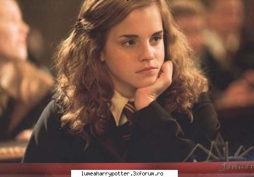 Hermione Granger - daydreaming: ;) (about who?) - HARRY POTTER